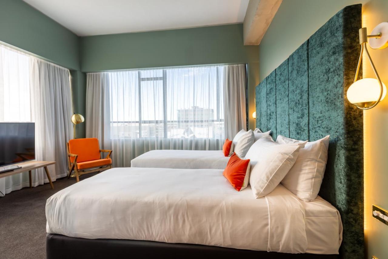 The Muse Christchurch Art Hotel Extérieur photo