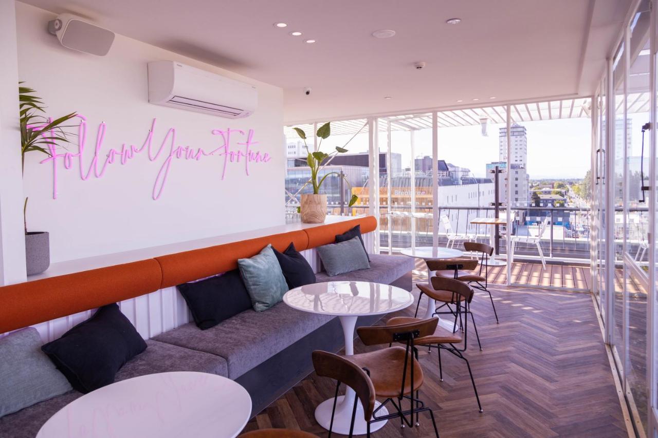 The Muse Christchurch Art Hotel Extérieur photo